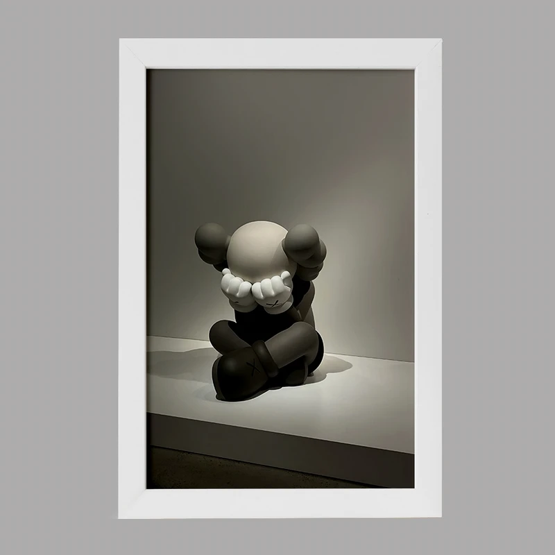 تابلو خندالو مدل عروسک کاز (kaws) کد F3998