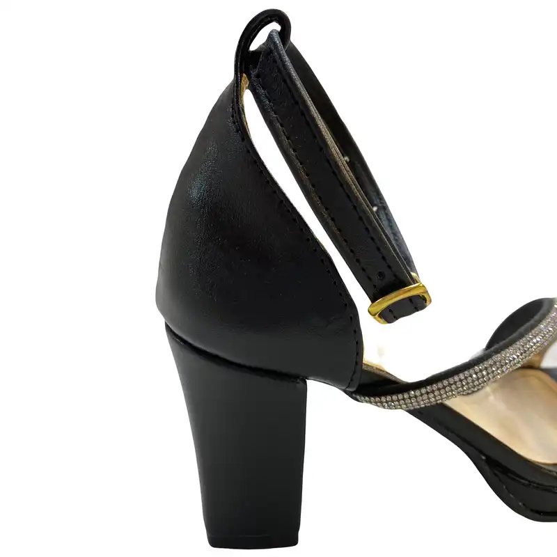 صندل زنانه مدل لژ نگین دار