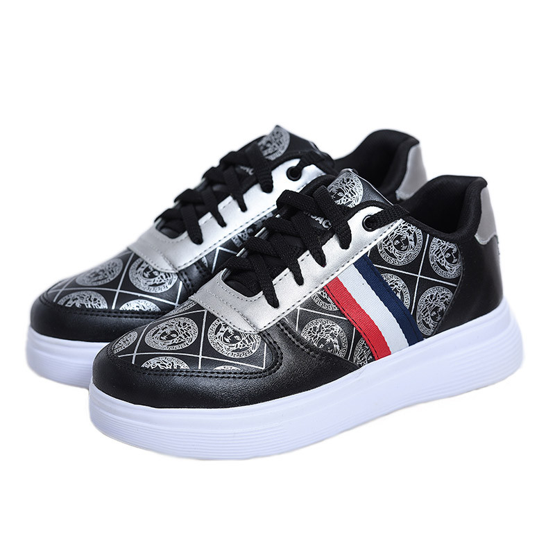 کفش روزمره زنانه مدل 209007370 اسپرت طرح ورساچه رنگ نقره ای