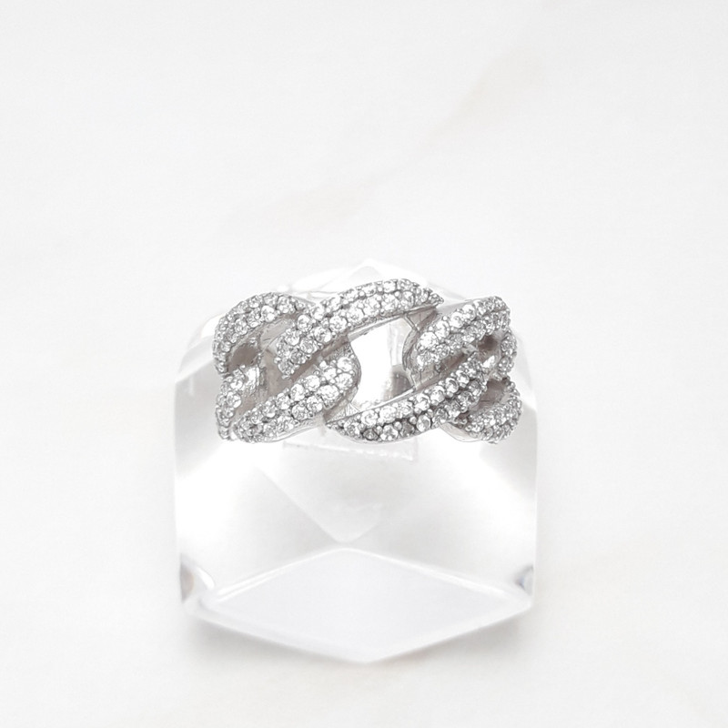 انگشتر نقره زنانه کد 10037 انگشتر نقره زنانه کد 10037