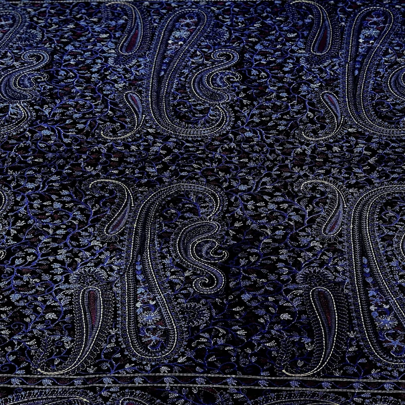 پارچه لباس عرض 1 متر مدل  مخمل سوزندوزی شده  رنگ آبی