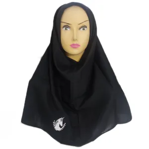 مقنعه مدل اسب تک شاخ نخی کد mj2003