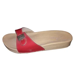 دمپایی زنانه نادر مدل طبی