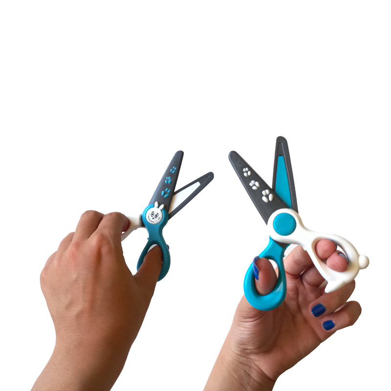 قیچی ساده مدل بدون تیغه کیدی کات به همراه چسب ماتیکی