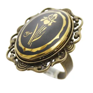 انگشتر زنانه مدل حدید مهر ماه کد 7030