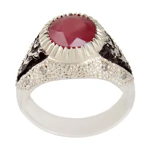 انگشتر نقره مردانه بازرگانی میلادی مدل یاقوت سرخ رکاب قلمزنی دستساز کد AM_2419