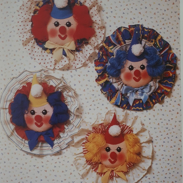 كتاب Make Your Own Soft Toys اثر Gail Attwell انتشارات New Holland
