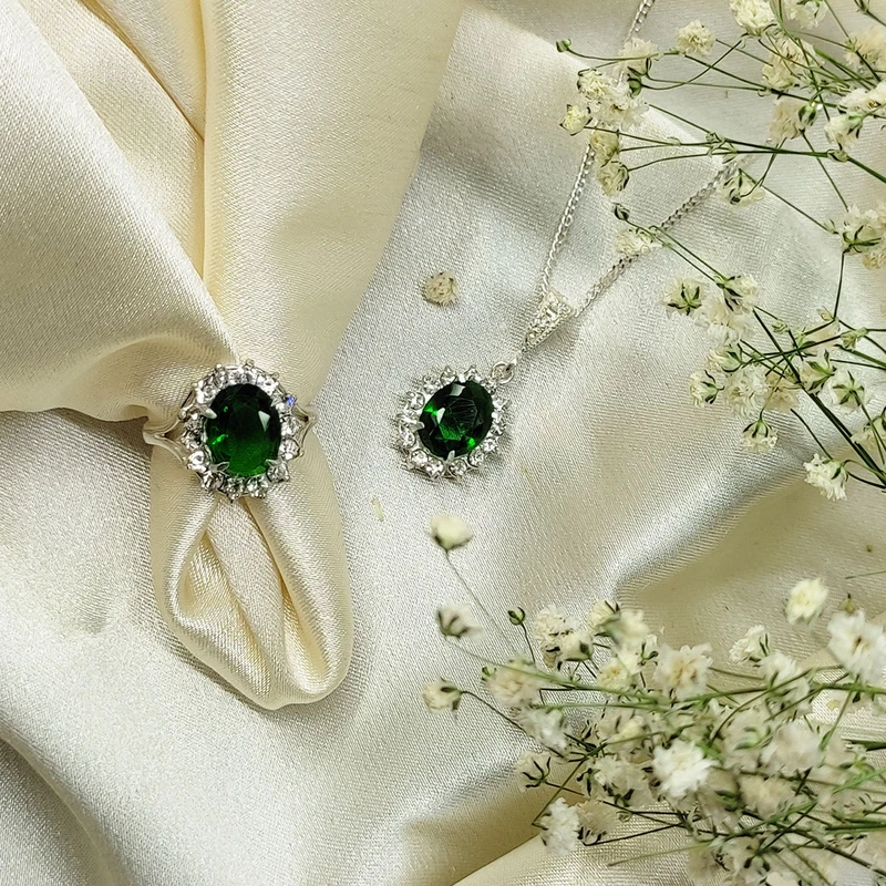 عکس شماره 9 : سرویس نقره زنانه سلین کالا مدل زمرد کد 90