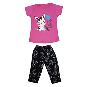 ست تی شرت آستین کوتاه و شلوارک دخترانه مدل Z057