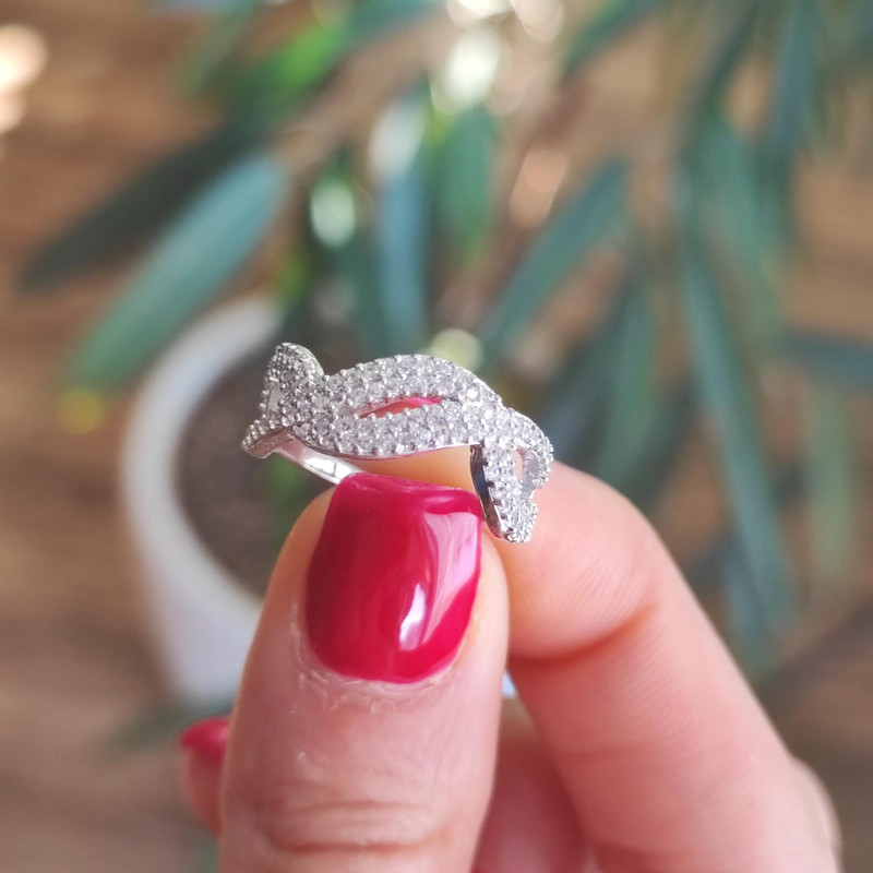 انگشتر نقره زنانه مدل حلقه جواهری JW5066 انگشتر نقره زنانه مدل حلقه جواهری JW5066