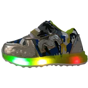 کفش مخصوص دویدن پسرانه چراغدار مدل 024