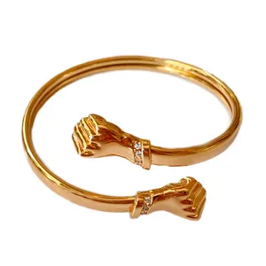 دستبند زنانه ژوپینگ مدل آغوش