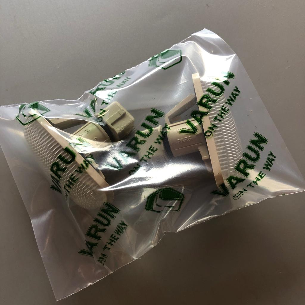 چراغ راهنما گلگیر خودرو وارون مدل B-1-WH مناسب برای زانتیا بسته 2 عددی
