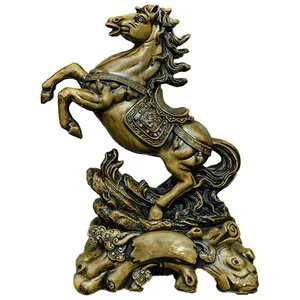 مجسمه مدل اسب ایستاده