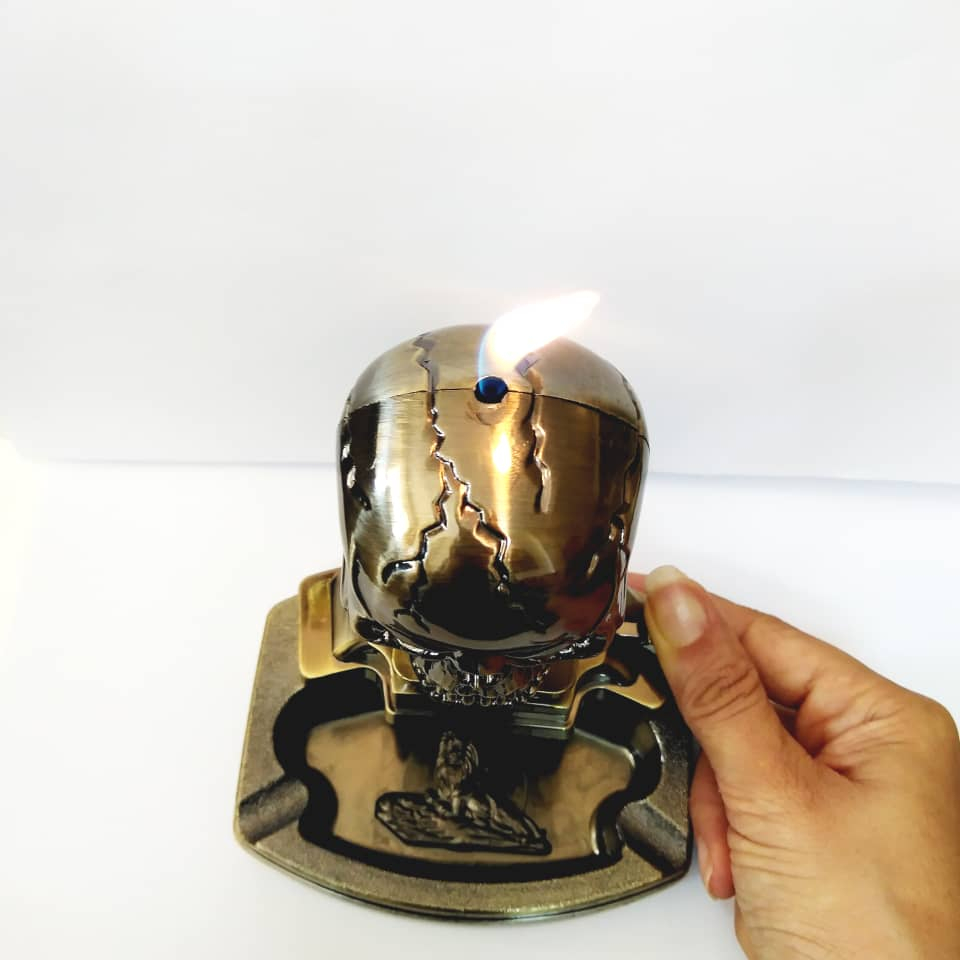 ست هدیه فندک و زیرسیگاری مدل اسکلت