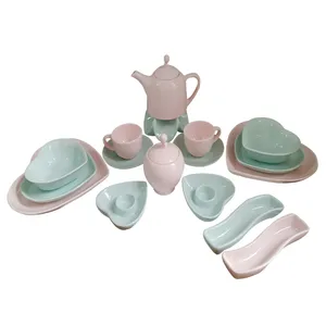 سرویس صبحانه خوری 19 پارچه طرح قلب