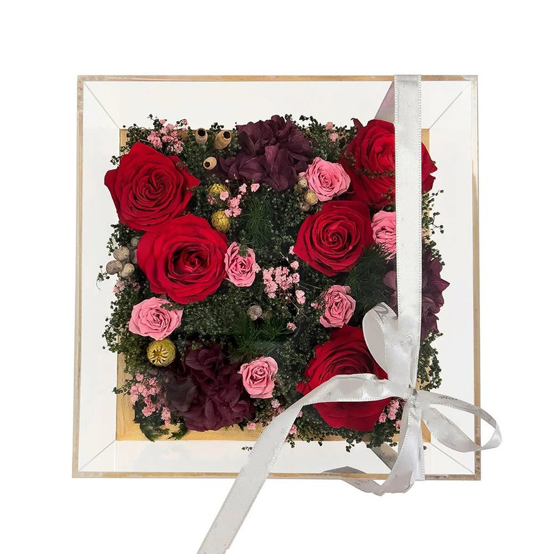 گل جاودان روبینا مدل رز هلندی، 5 شاخه رومیزی، در باکس سوپرایزی، ماندگاری تا 3 سال، مناسب فضای باز و آپارتمانی، ابعاد 22×22×15 سانتی‌متر