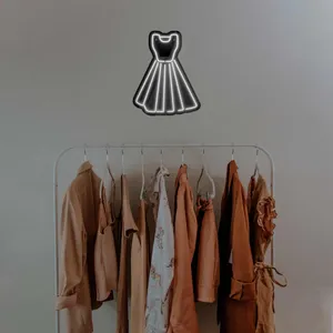 چراغ دیواری نئون دیزاین مدل Women-Clothes-BL_WHT