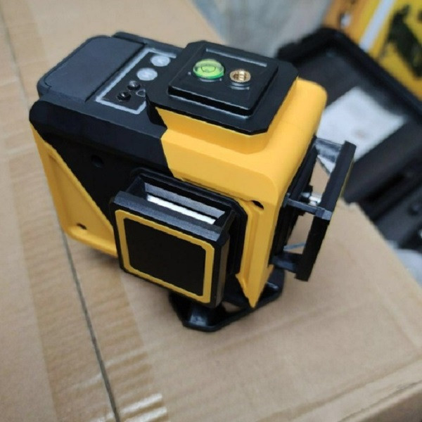 تراز لیزری پالاس مدل 360 تراز لیزری پالاس مدل 360