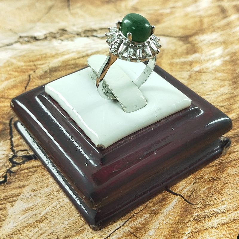 انگشتر نقره زنانه سلین کالا مدل عقیق یشم کد 57