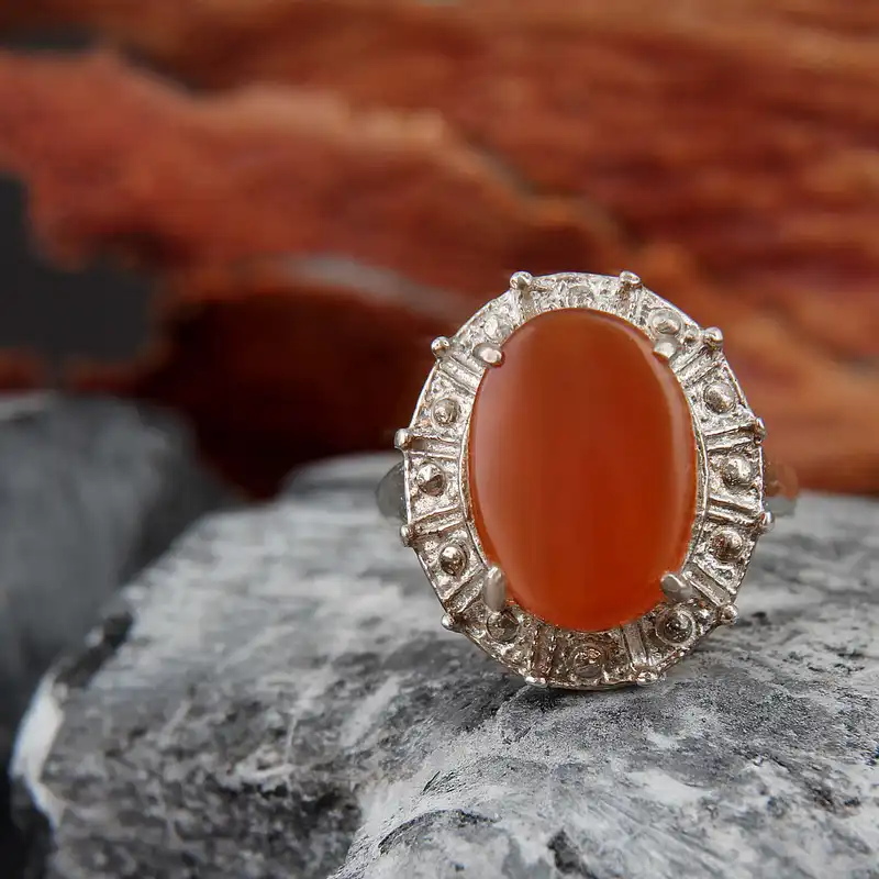 انگشتر نقره زنانه بازرگانی میلادی مدل عقیق سرخ رکاب سیلندری کد AW_686