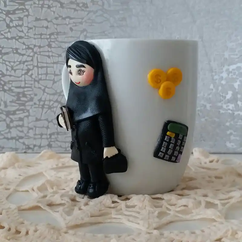 ماگ سرامیکی مدل دختر عروسکی L956