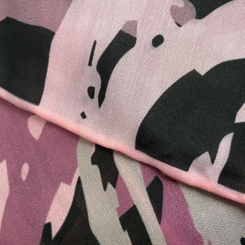 روسری زنانه مدل نخی چهارفصل قواره بزرگ کد 1288