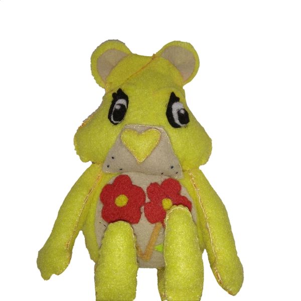 آویز نمدی طرح عروسک خرس مهربان کد ۱