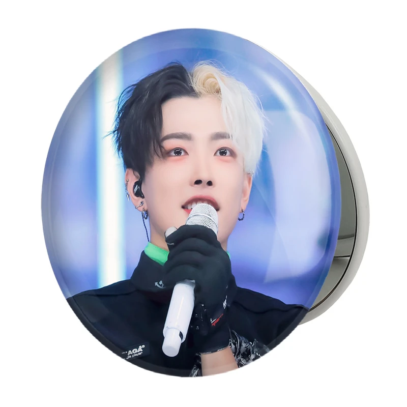 آینه جیبی خندالو طرح هونگ جونگ گروه ایتیز ATEEZ مدل تاشو کد 21244 