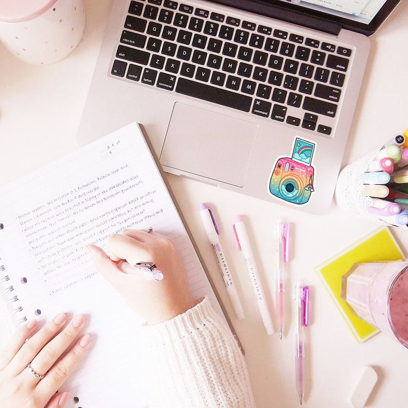 استیکر لپ تاپ طرح دوربین هنری کد 002