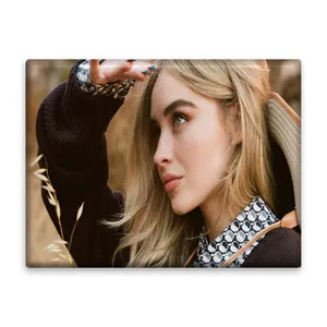 کاشی اطلس آبی طرح سابرینا کارپنتر مدل T6257