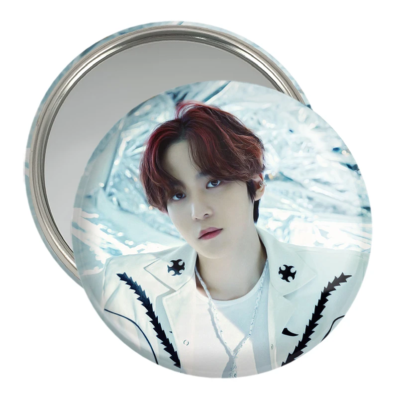 آینه جیبی خندالو مدل یونهو گروه ایتیز ATEEZ  کد 21216