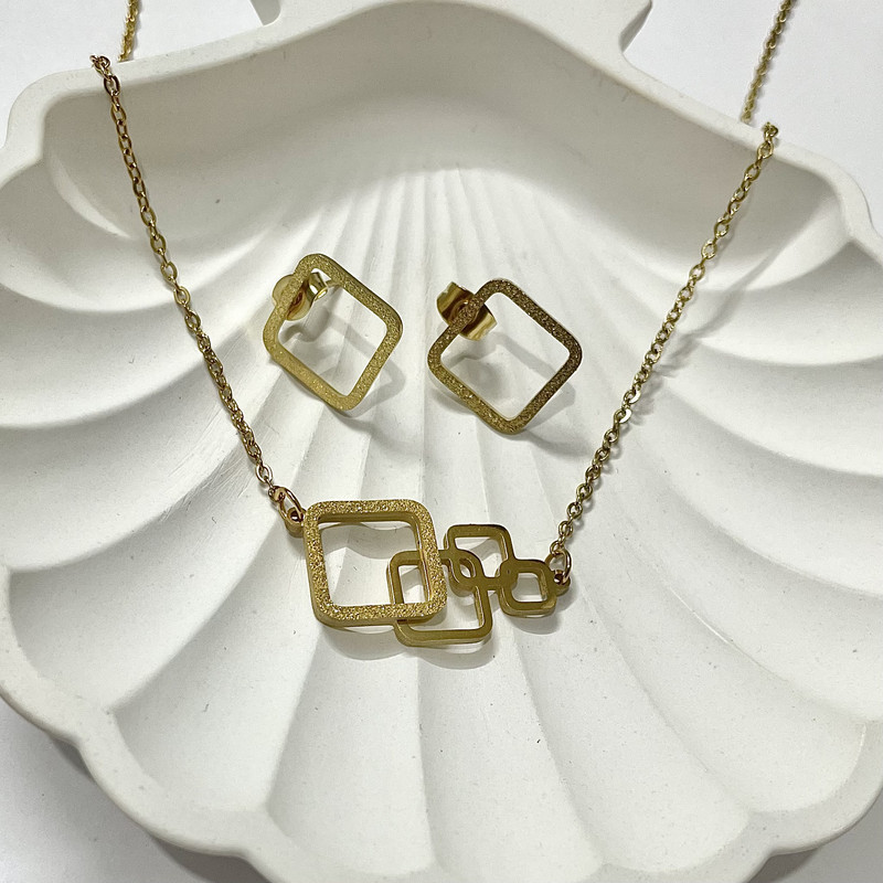 نیم ست زنانه مدل مژده