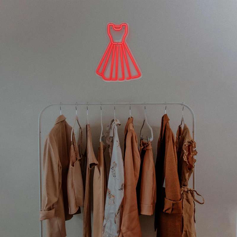 چراغ دیواری نئون دیزاین طرح Women-Clothes_RD