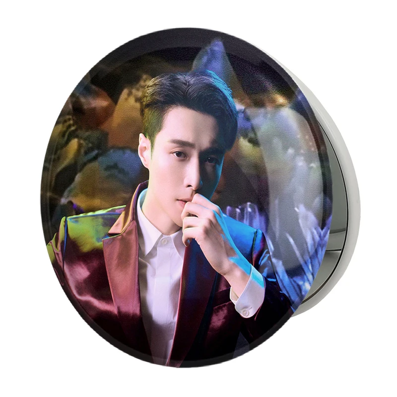 آینه جیبی خندالو طرح لی گروه اکسو EXO مدل تاشو کد 13454 