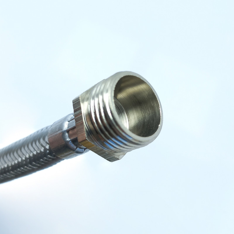 شلنگ رابط پیسوار مدل TITANIOMI شلنگ رابط پیسوار مدل TITANIOMI