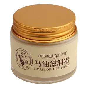 کرم مرطوب کننده صورت بی آکوا مدل Horse Oil مناسب برای انواع پوست وزن 70 گرم