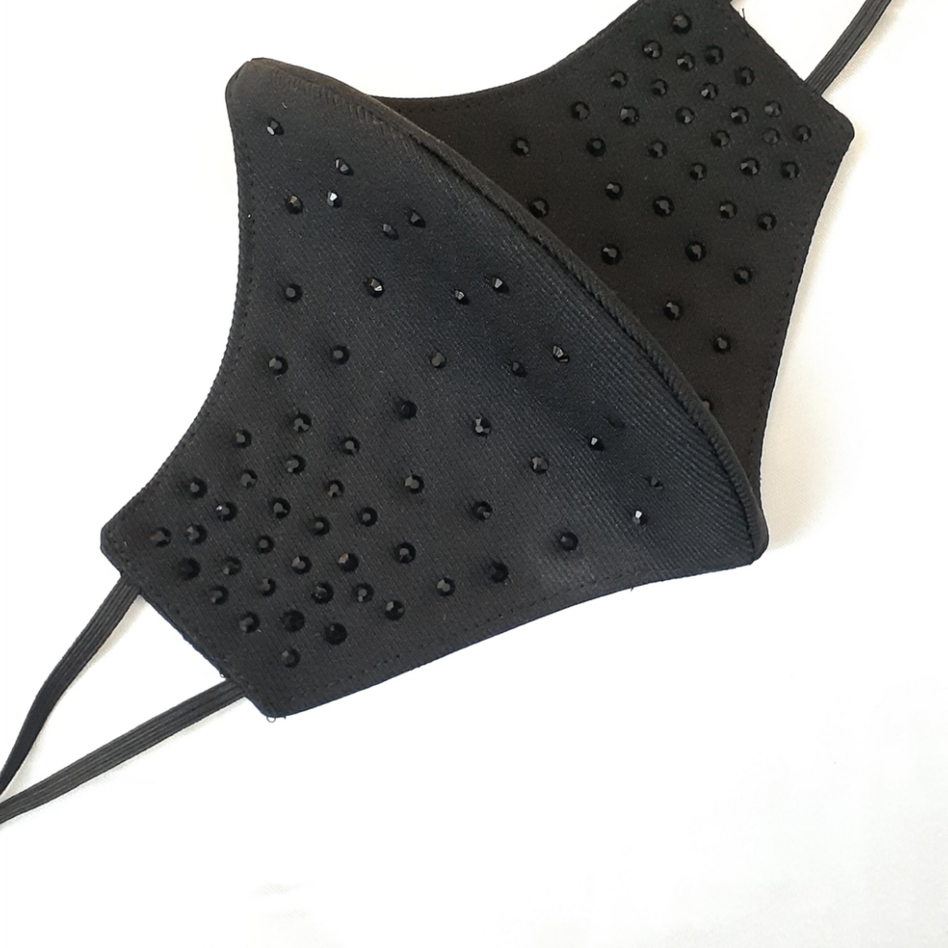 ماسک پارچه ای زنانه مدل نگین