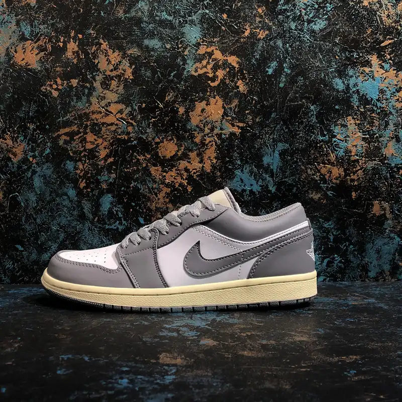 کفش پیاده روی مدل 1 LOW GRYKER-120003047