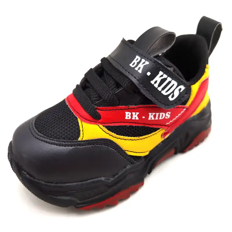 کفش راحتی پسرانه مدل MOM526