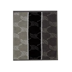 حوله دستی مدل فانتزی سایز 30x30 سانتی متر