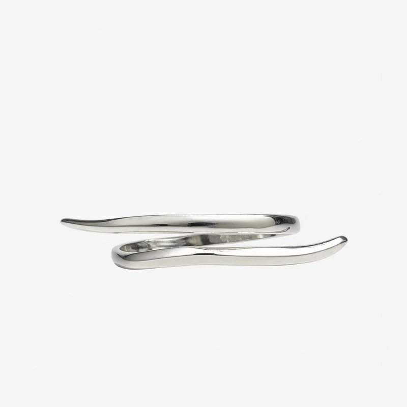 انگشتر زنانه مدل مینیمال خطی