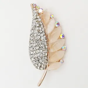 گل سینه زنانه مدل برگ کد ja270