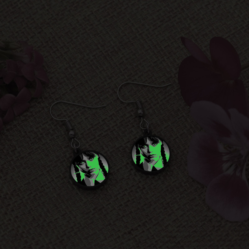 گوشواره زنانه ناکسیگو مدل شب تاب طرح ونزدی کد ES7363 گوشواره زنانه ناکسیگو مدل شب تاب طرح ونزدی کد ES7363