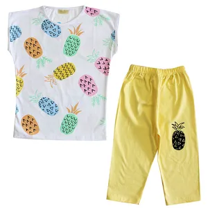ست تی شرت و شلوارک دخترانه مدل آناناس رنگ زرد