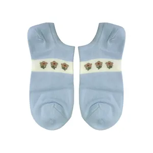 جوراب زنانه مدل گلدار