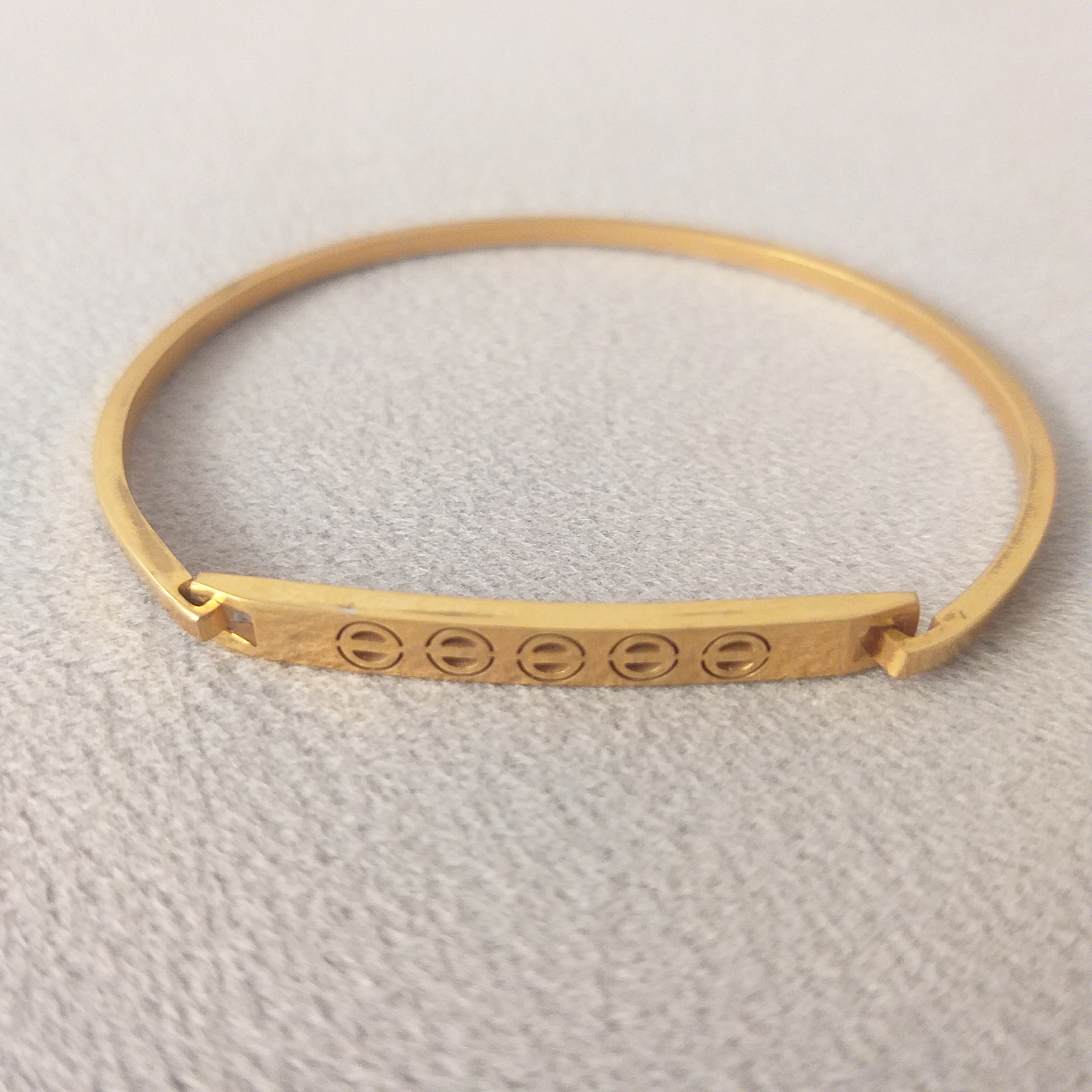 دستبند زنانه مدل دیانا دستبند زنانه مدل دیانا