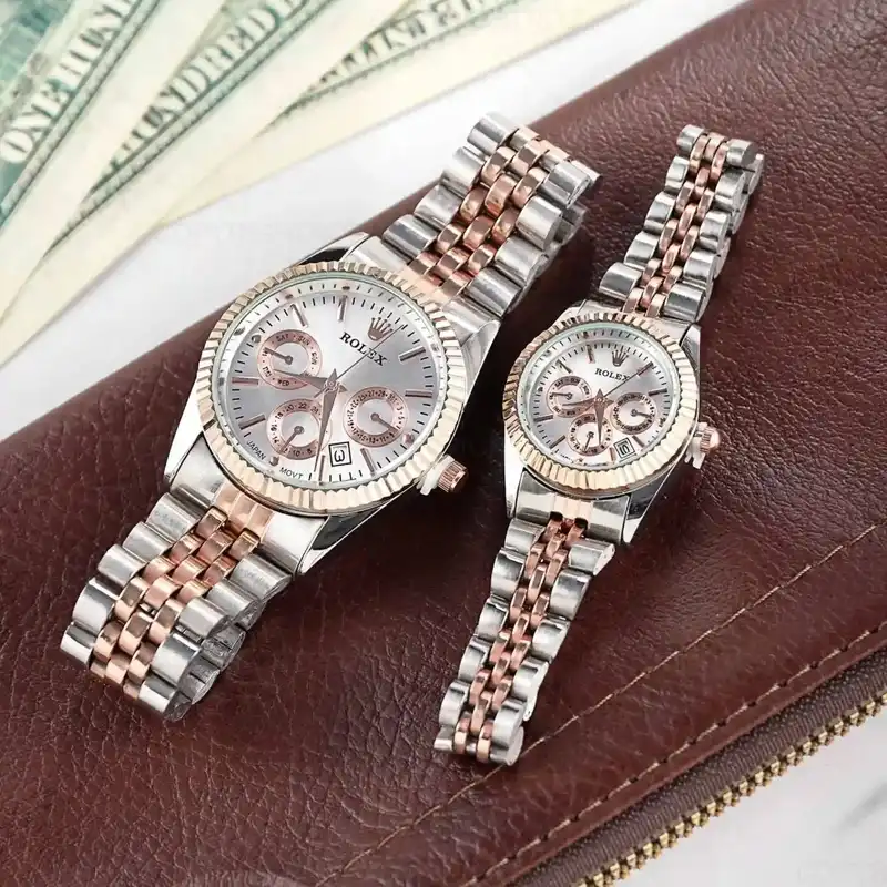 ست ساعت مچی عقربه ای زنانه و مردانه  مدل تک موتور033