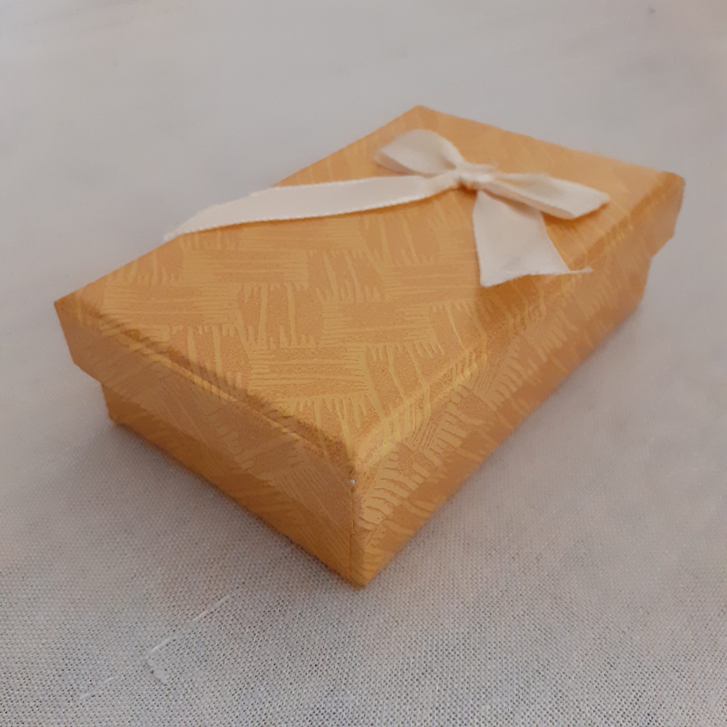 جعبه هدیه مدل لاو کد 228