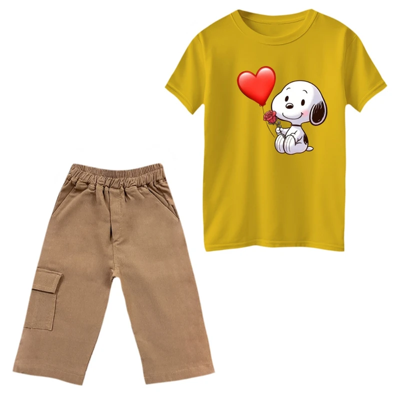 ست تی‌شرت و شلوارک دخترانه مدل اسنوپی و قلب رنگ زرد